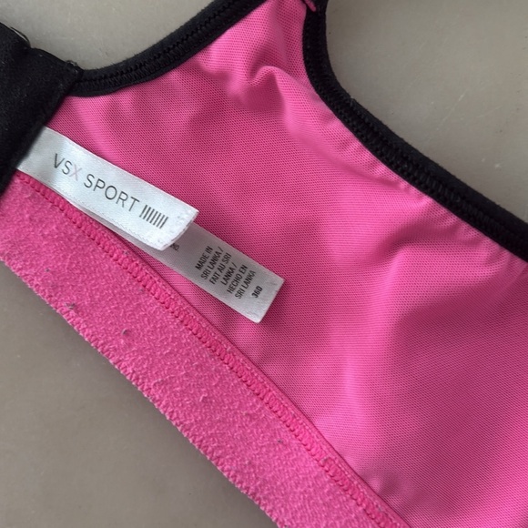 Victoria's Secret VSX Sport Bra 36D Vibrant Pink Padded Underwire Black Trim - Picture 6 of 12